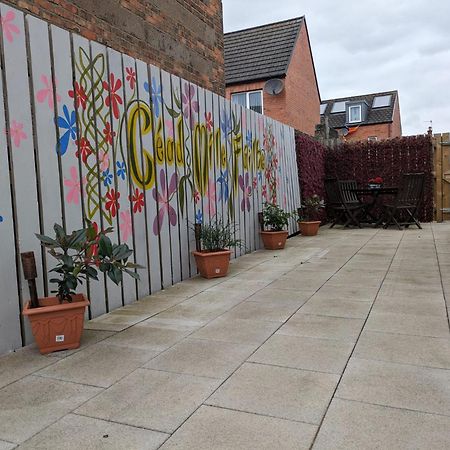 Mairead - Cosy Property In Gaeltacht Quarter เบลฟาสต์ ภายนอก รูปภาพ