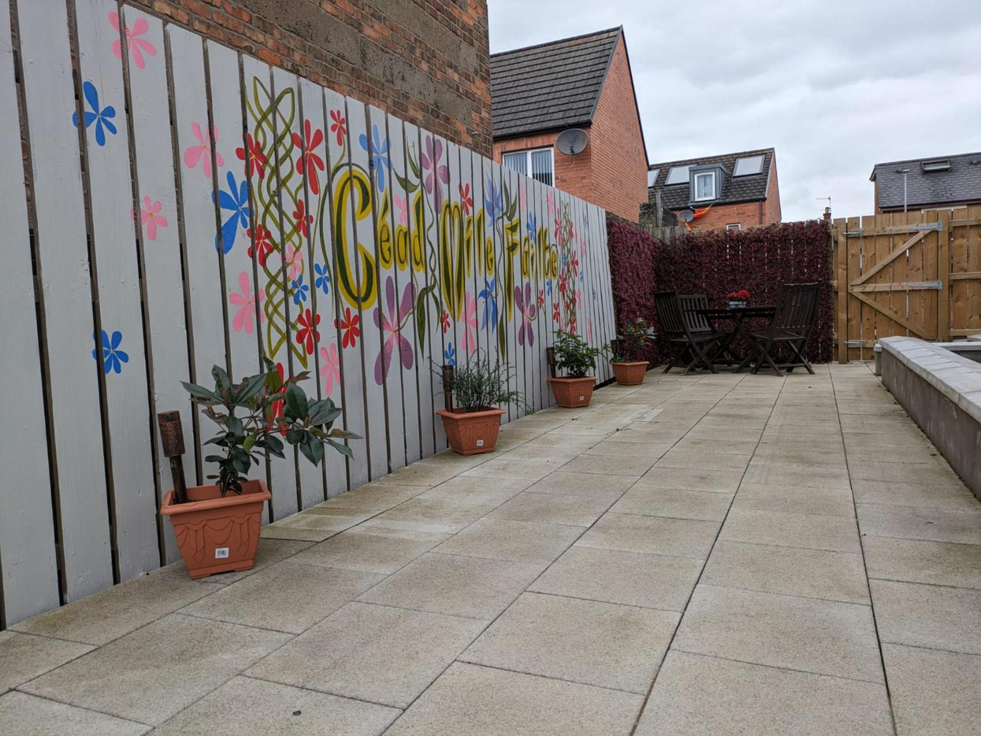 Mairead - Cosy Property In Gaeltacht Quarter เบลฟาสต์ ภายนอก รูปภาพ